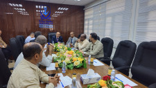 اللجنة الوزارية المكلفة من قبل وزير النقل تناقش أوضاع مؤسسة موانئ البحر العربي وتطّلع على مستوى الأداء