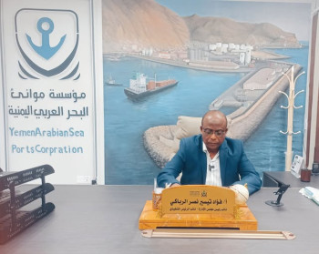 الرباكي: ميناء المكلا يعمل بوتيرة اعتيادية وحركة ملاحية وتجارية مستقرة